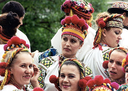 Hutsul head-dresses