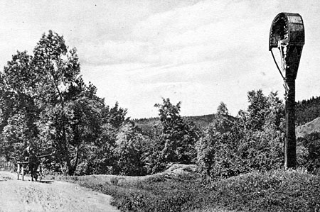 Road to the Yavoriv village