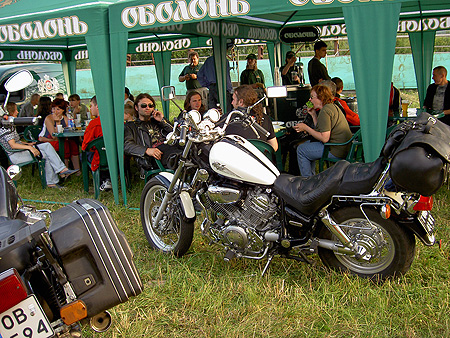 Фотографії міжнародного фестивалю «Карпатський Байкер 2004»