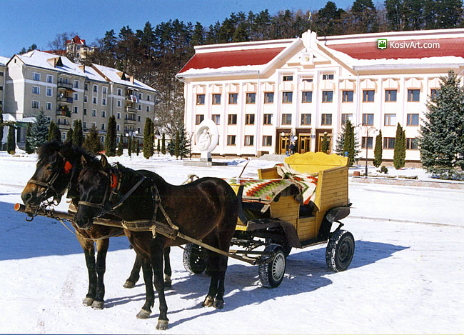 Бричка в центрі Косова